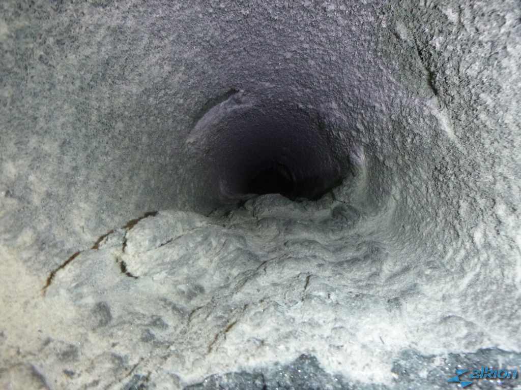 Průmyslové potrubí - před čištěním