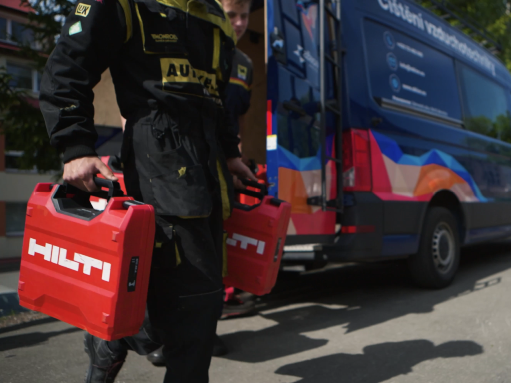 Alkion navázal spolupráci se střední školou